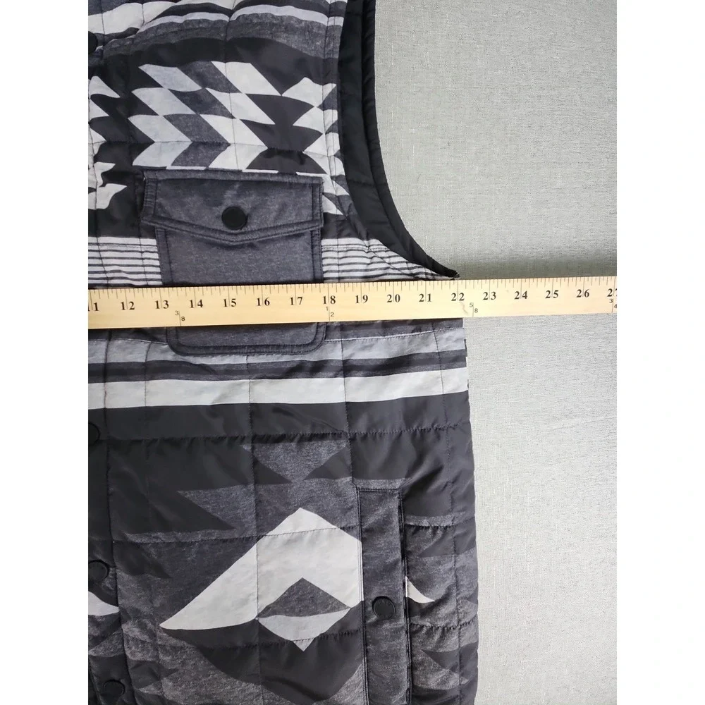 New ROWM Men's Large Reversible Aztec Southwest Quilted Puffer Vest Gray Snaps
